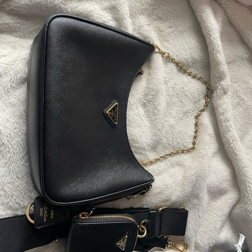 Prada Bag- 2005 Re-Edition Saffiano leather bag - Picture 3 of 9